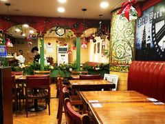 -玛格萝妮比萨屋(陆家浜路店)