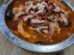 -溢心园香河肉饼总店