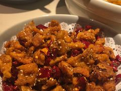 -湘西小馆(滨河路店)