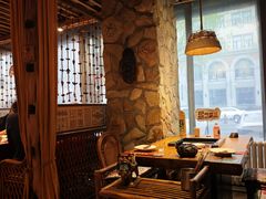 -老牌坊云南鱼豆花火锅(爱建店)