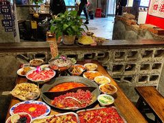 -萍姐火锅·公路夜市(武汉首店)