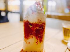 草莓沙冰-Cafe Alice咖啡爱丽丝(奥城店)