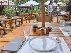 -三亚艾迪逊酒店·海滩烧烤 BARBACOA·现场乐队·浪漫晚餐·烧烤海鲜