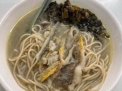 招牌黄鱼面-明呈黄鱼面馆(斜土路店)