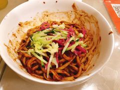 -黑八私房老北京炸酱面