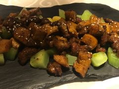 -湖庭壹品鸭王·传统北京烤鸭·别墅私房菜·庭院宵夜(江宁店)