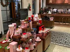 零售区-星巴克臻选(广州沙面店)