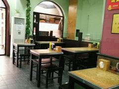 -丽虹云南过桥米线(兴工街店)