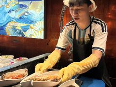 -雍容荟帝王蟹活龙虾展台自助(IFS黑金店)