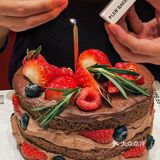 说啊！！说你想请我吃草莓蛋糕啊‼️