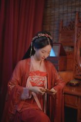 -汉仪华裳汉服馆(打浦桥店)