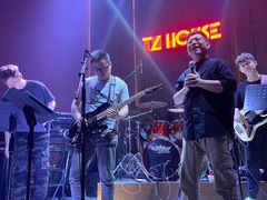 -TZ House音乐现场(来福士中心店)