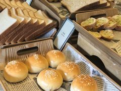 -大中华希尔顿酒店-念自助餐·嗨啤·小龙虾