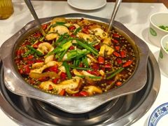 -乡土特色.冷锅鱼.牦牛肉汤锅