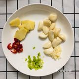 自家厨房做出餐厅味道！20分钟搞定铸铁锅香焖鸡翅中