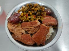 -梁阿婆廿年老牌扣肉糯米饭