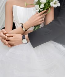 -樱花婚纱摄影
