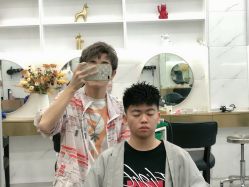 -迈丝发型艺术