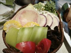 -一叶一世界·素食餐厅(锦华万达店)