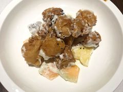 鬼马鲜果虾球-港丽餐厅(杭大店)