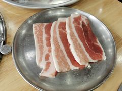 -牛信亭韩国料理·炭火烤肉(紫藤路店)