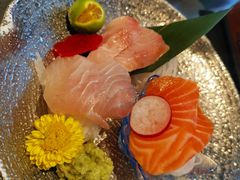 刺身三品-铭牛烧肉·和牛海鲜自助(高新月牙湖店)