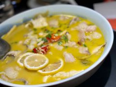 -麻六记(凤凰汇店)