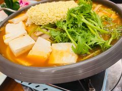 -青瓦餐厅·生鱼片·韩园烤肉(西塔店)