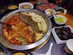 -沸炉重庆老火锅(军事博物馆店)