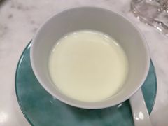 蛋白杏仁茶-伯衡55·吉品轩(乌鲁木齐南路店)