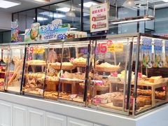 面包甜点陈列柜-味多美(江桥万达店)