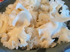 绣球菌-尚尚仙·酸汤猪手·猪肚鸡火锅(华联万柳购物中心店)