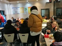 等位区-林静小吃(复兴路店)