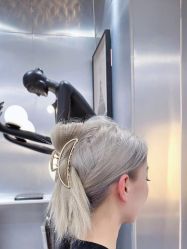 -Tloml salon