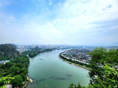 -叠彩山景区