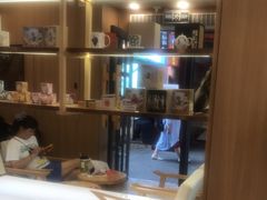 -霸王茶姬(南强街店)