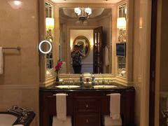 -广州富力丽思卡尔顿酒店