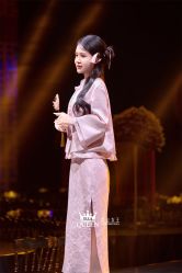 点击看大图 -艾拉·女王婚纱礼服馆