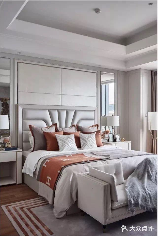 橙色与黄铜，彰显当代女性的艺术影响力｜HID赫尔贝纳设计