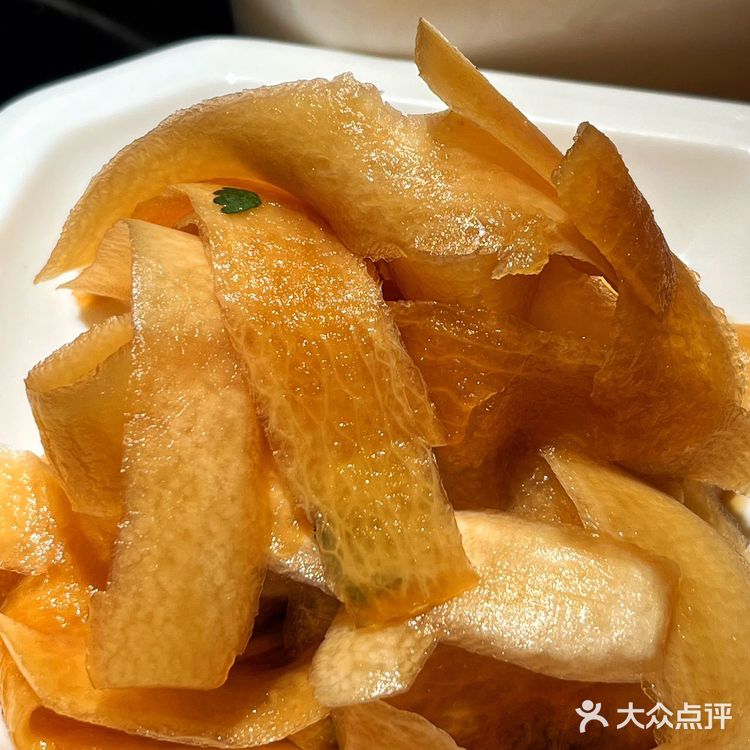 城墙边的港式打邊爐牛腩牛雜煲‼️满满一锅让冬天的幸福感爆棚