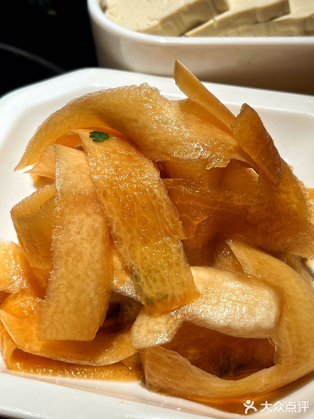 城墙边的港式打邊爐牛腩牛雜煲‼️满满一锅让冬天的幸福感爆棚