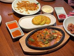 -飞阳铁板烧(ME TOWN购物中心店)