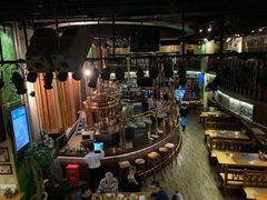-皇冠自酿啤酒坊(中国红街5号楼店)
