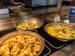 -圣丰索菲特·2 On 988 Café 自助餐厅