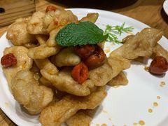 -山楂树融合菜餐厅