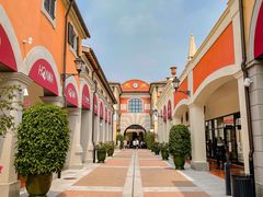 -佛罗伦萨小镇广佛名品奥特莱斯(疏港路店)