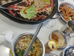 -憨铁匠老火锅(龙岗万科里店)