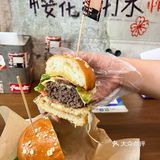 一口就到西海岸的美式汉堡🍔