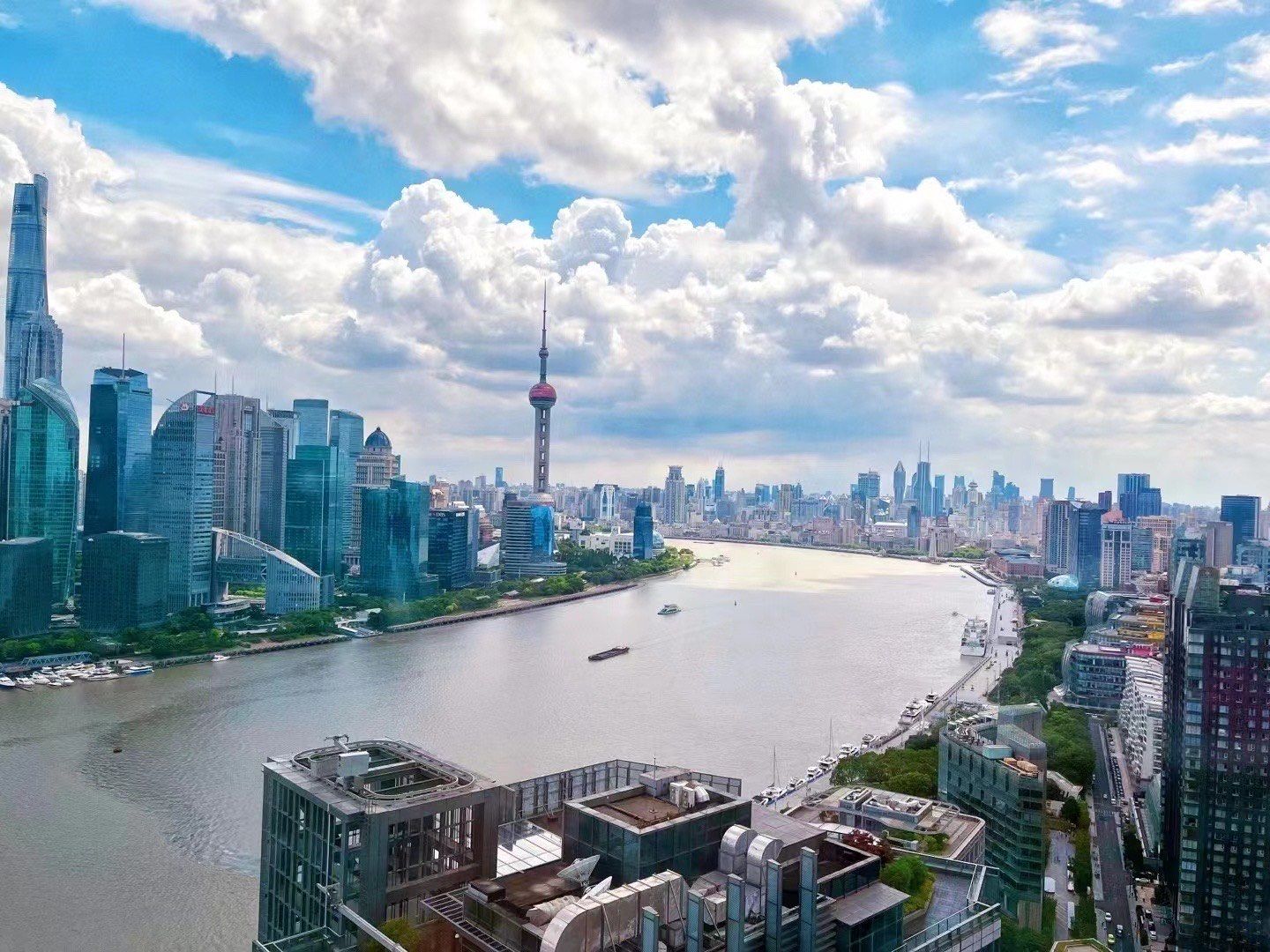 近白玉兰广场 景观三件套 老板您在这里办