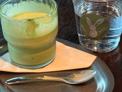 -luutosa  cafe & tea 鹿兔山